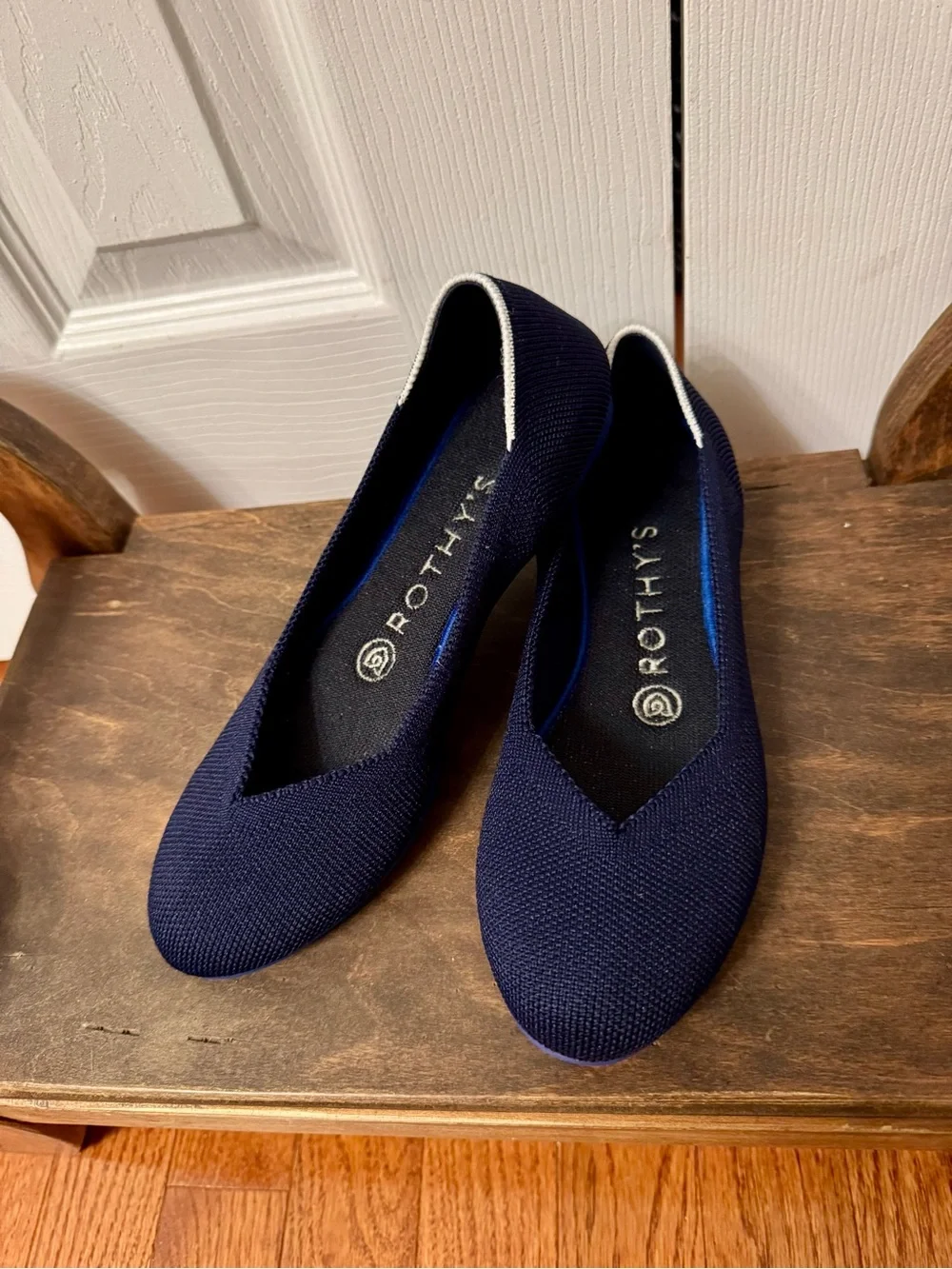 Rothy’s The Flat Navy Blue Knit Ballet Flats White Trim Women’s 6